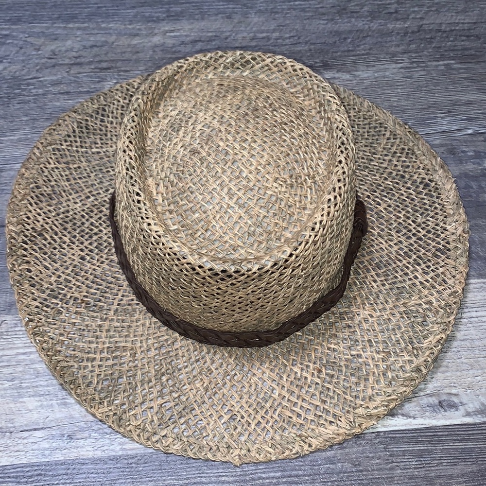 Sun hat in perfect condition!